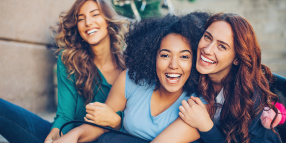 3D Lipo vs Coolsculpting – image three friends out in kent after looking at 3d lipo