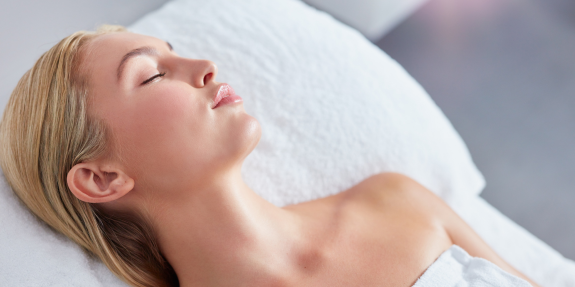 Is Hydrofacial worth it – image woman getting a hydrofacial treatment at kent laser